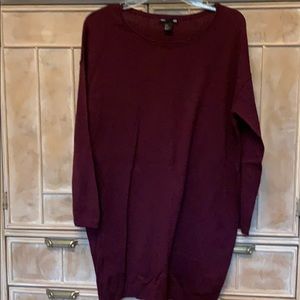 Maroon sweater dress, smoke & pet free home